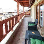 Cozy Bansko 1Br Mountain View Near Ski Lift & Spa 반스코