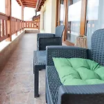 Cozy Bansko 1Br Mountain View Near Ski Lift & Spa 아파트