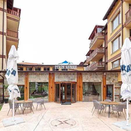 Bansko Nest 1BR Mountain View near Ski Lift Apartment