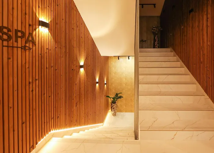 Stylish 1Br Bansko Balconyiwalk To Ski Lift & Spa 公寓 班斯科