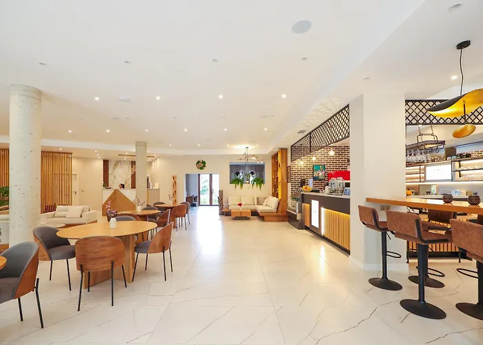 Bansko Nest 1BR Mountain View near Ski Lift Bansko