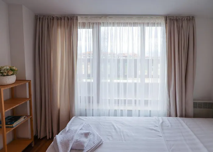 Stylish 1Br Bansko Balconyiwalk To Ski Lift & Spa