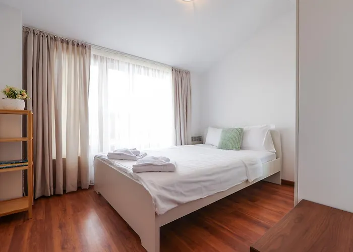 Bansko Nest 1BR Mountain View near Ski Lift