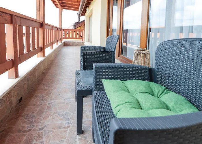 Bansko Nest 1BR Mountain View near Ski Lift Apartment